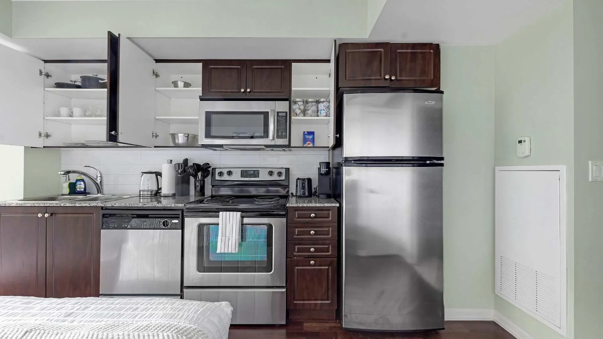 Trendy Studio By Torontos Waterfront 0*, Toronto Canadá